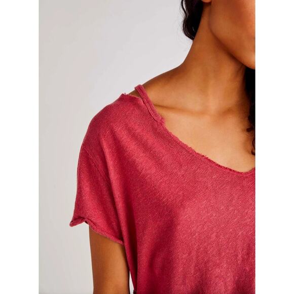 We The Free Red V Neck Distressed Raw Hem Casual T Shirt Top Women's XS - Picture 3 of 8